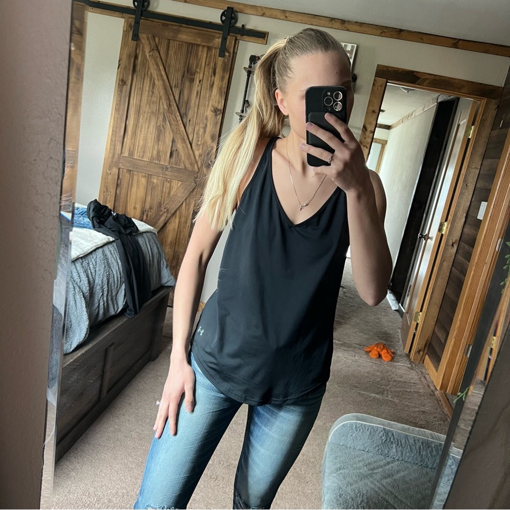 Under Armour Women's Black Tank Top